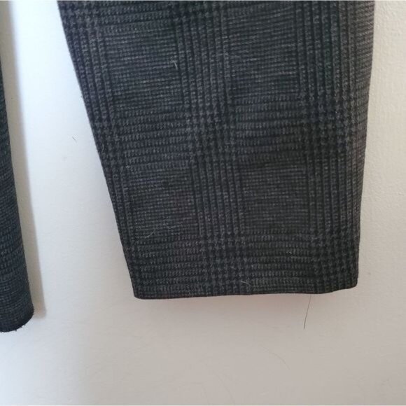 H&M Black and Dark Gray Plaid Mid Rise Pants Size Medium - Picture 4 of 13